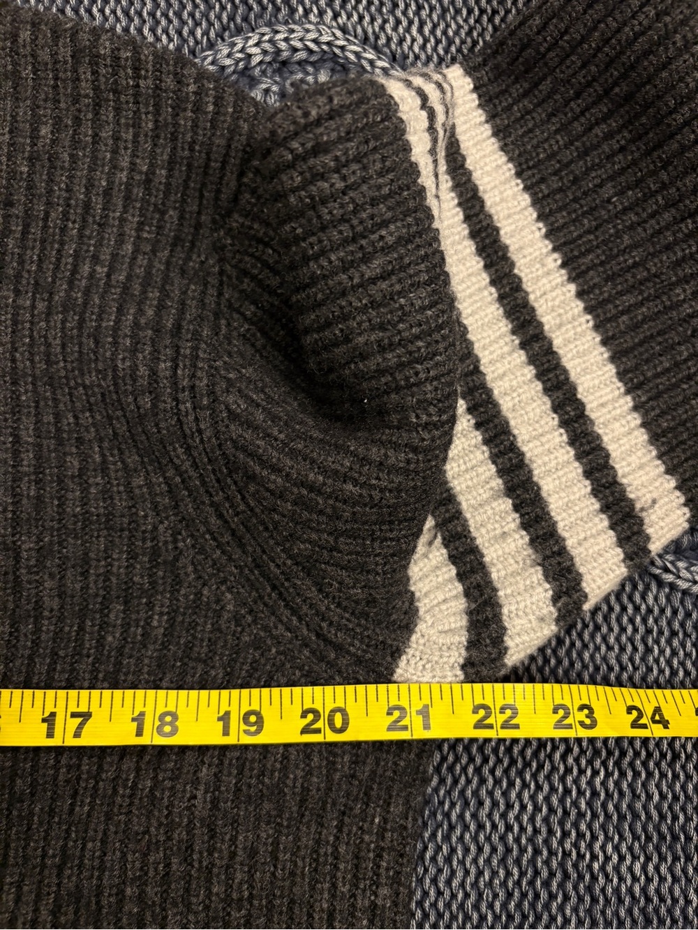 Thom Browne Charcoal Gray 4-Bar Ribbed Knit Cardigan Sweater M - Picture 6 of 12